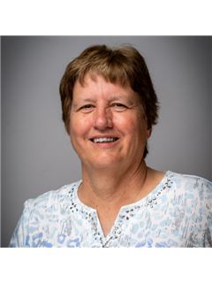 Angie Enochs - RE/MAX Boone Realty