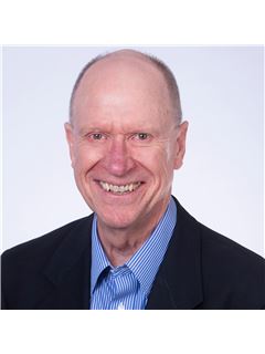 Steve Strawn - RE/MAX Boone Realty