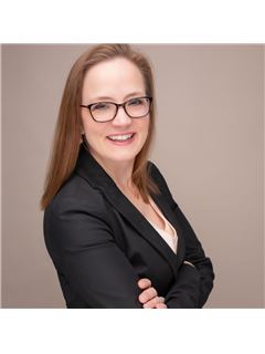 Jessi Musick - RE/MAX Boone Realty