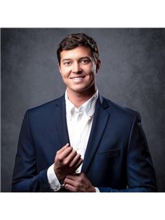 Jacob Gilmore - RE/MAX Lake of the Ozarks