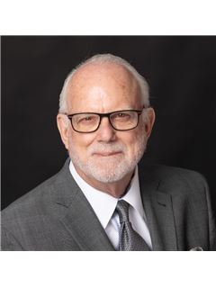 Tom Lois - RE/MAX Boone Realty