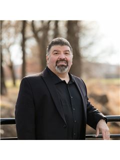 Miguel A Cervantes - RE/MAX Premier Realty