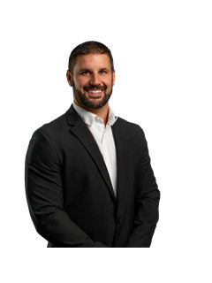 Ryan J Becherer - RE/MAX Lake Of The Ozarks