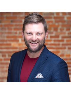 Associate - John Ketchum - RE/MAX Premier Realty