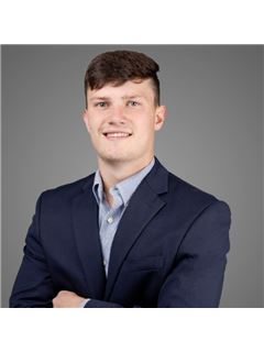 Andrew P Robaska - RE/MAX Premier Realty