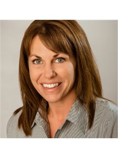 Lori A. Holliday - RE/MAX Boone Realty