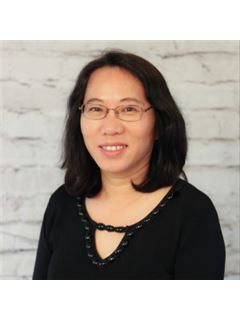 Jennifer Zhang - RE/MAX Boone Realty