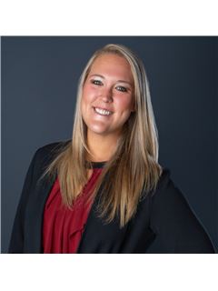 Kelsey Messer - RE/MAX Lake of the Ozarks