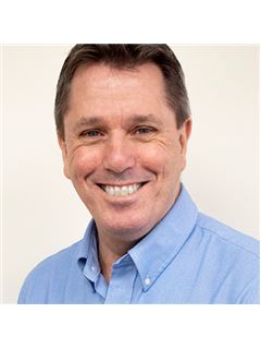 JD Estes - RE/MAX Boone Realty