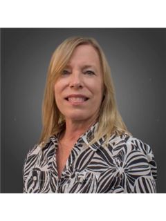 Janet J. Wertzberger - RE/MAX Boone Realty