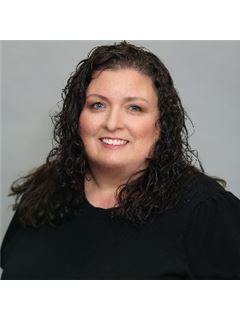 Agente Associado                                   - Jamie Thornsberry - RE/MAX Boone Realty