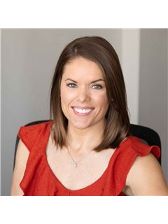 Ashley K Swoboda - RE/MAX Jefferson City