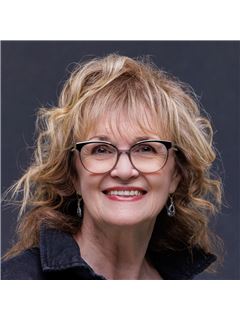 Beth L Seim - RE/MAX Jefferson City