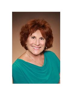 Margaret R. Muenks - RE/MAX Jefferson City
