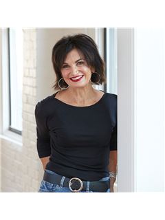 Maggie Doolittle - RE/MAX Premier Realty