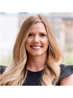 Brandi D Leutzinger - RE/MAX Heritage