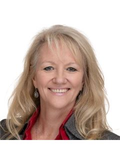 Robbin Kimbell - RE/MAX Boone Realty