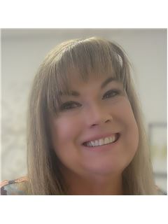 Cindy Middleton - RE/MAX Premier Properties