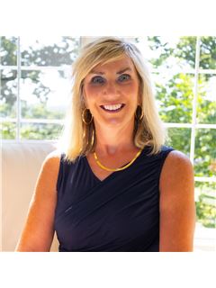 Kristin Stordahl - RE/MAX Lake Of The Ozarks