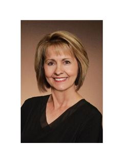 Carlene K. Bax - RE/MAX Jefferson City