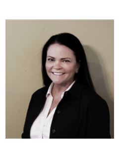 Terri Lutjen - RE/MAX Premier Properties