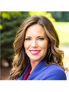 Pam Woodruff - RE/MAX Platinum