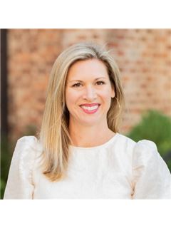 Mandy Henry - RE/MAX Tri-Star