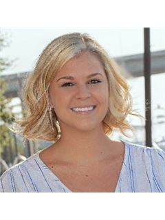 Myranda Wulff - RE/MAX Paradise