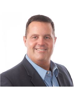 Pat Smith - RE/MAX Platinum