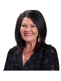 Kristen Dickinson - RE/MAX Real Estate Partners