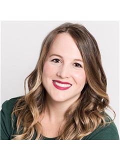 Kelli Lambert - RE/MAX Tri-State