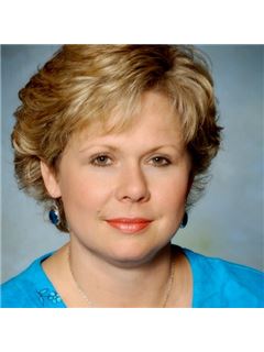 Pam J. Marthaler - RE/MAX Platinum