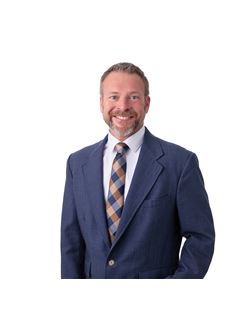 David Benefield - RE/MAX Unlimited