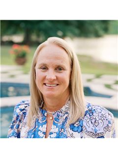 Broker/Owner - Christa Saulters - RE/MAX Real Estate Partners