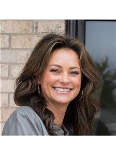 Barbi Belcher - RE/MAX Platinum