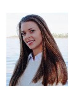 Summer Walker Montelaro - RE/MAX Paradise