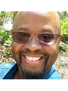 Associate - Tarence Davis - RE/MAX Tri-Star