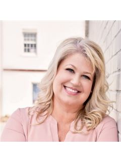 Stacey Franklin - RE/MAX Advantage South