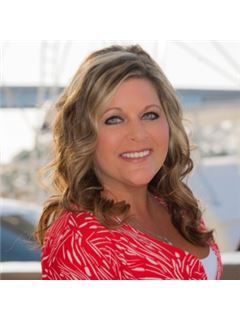 Becky Johnson - RE/MAX Paradise