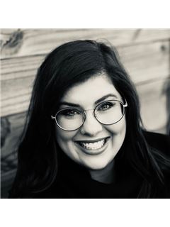 Tessa Goggans - RE/MAX Tri-State