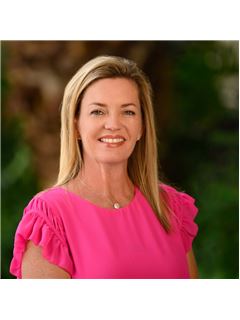 Tracy Womack - RE/MAX Paradise