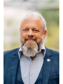Directeur d'agence - Roland Meyer - RE/MAX Berikon