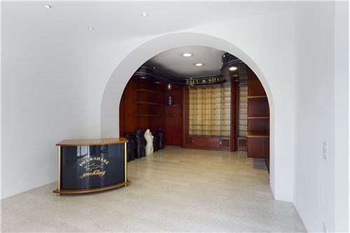 Kauf-Gewerbe - Einzelhandel-Morcote, Tessin-119921001-338