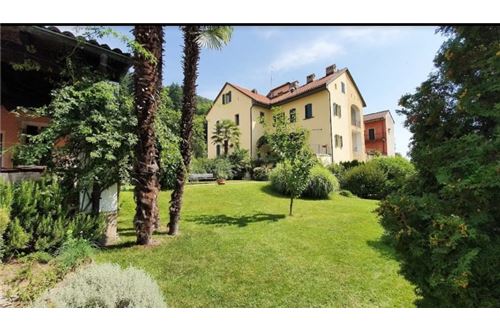 Commercio - Albergo - Astano, Tessin - CH - 50 - 119001001-2945