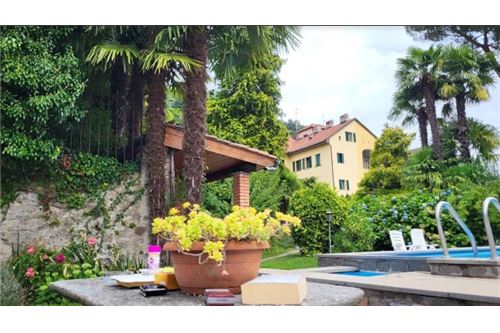 Commercio - Albergo - Astano, Tessin - CH - 53 - 119001001-2945