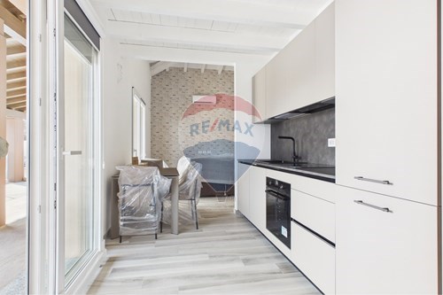 Kauf-Ferienwohnung-Ponte Tresa, Tessin-119001099-92