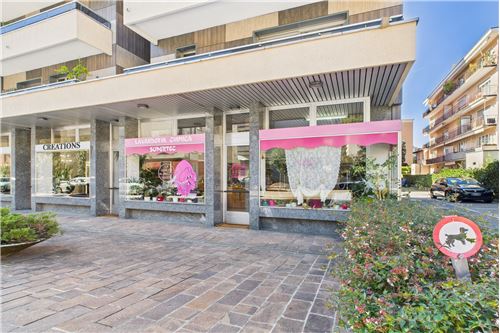 Kauf-Gewerbe - Einzelhandel-Lugano, Tessin-119001079-169