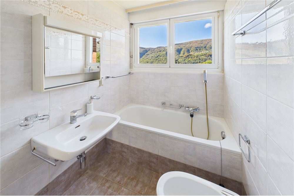 Residencial - Casa - Vezia, Tessin - CH - 31 - 119001001-2943