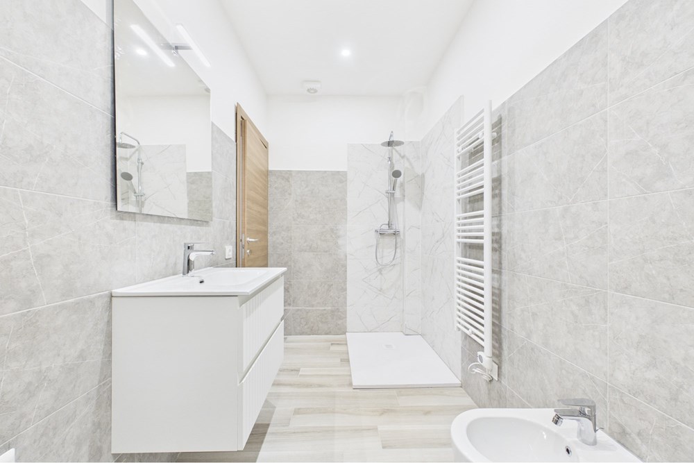 Ferienwohnung - Kauf - Ponte Tresa, Tessin - CAM02676G0-PR0070-STILL010.jpg - 119001099-93