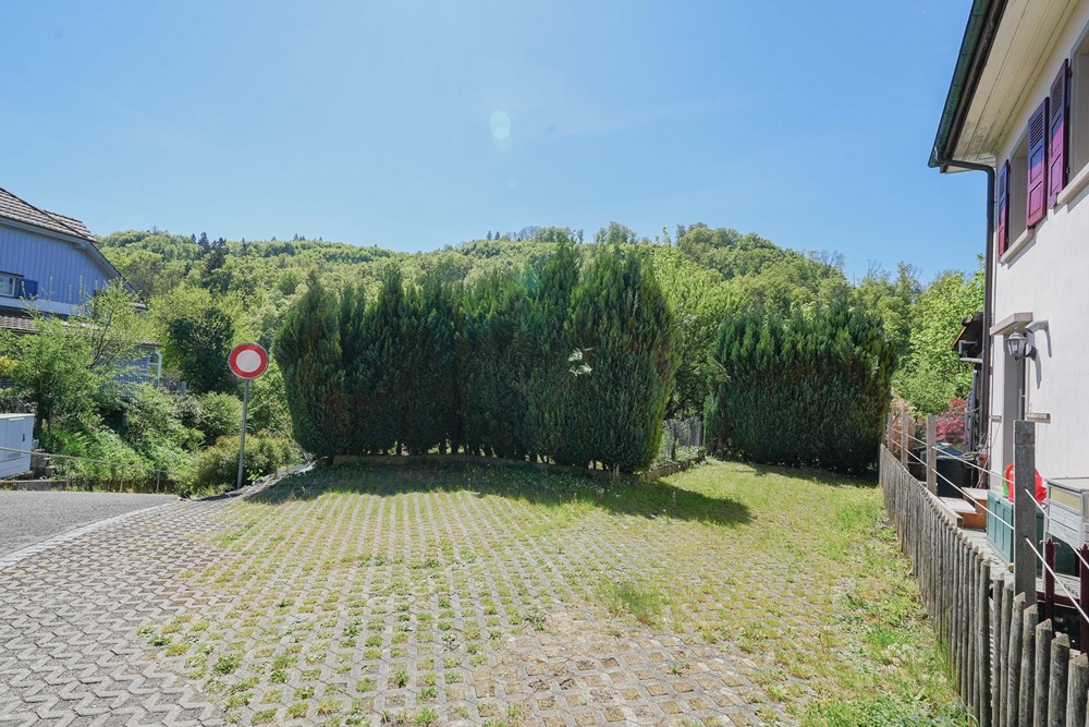 Einfamilienhaus - Kauf - Etzgen, Aargau - etzgen dorfstrasse april 2026 (2 von 17).jpg - 110091020-149